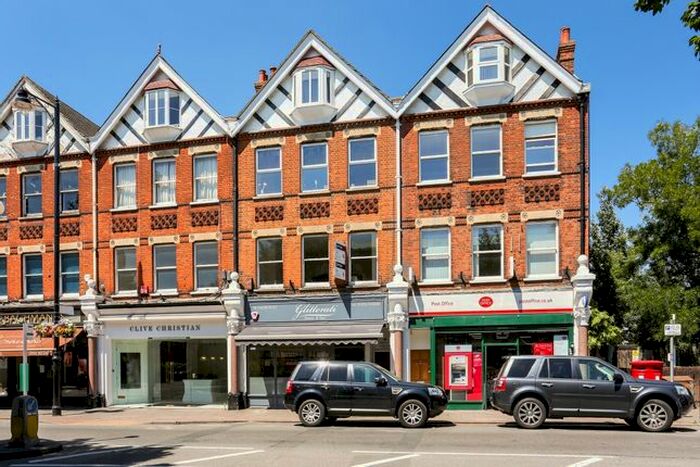 1 Bedroom Flat To Rent In Church Street, Weybridge, KT13