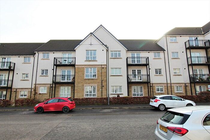 1 Bedroom Flat To Rent In Crown Crescent, Larbert, FK5