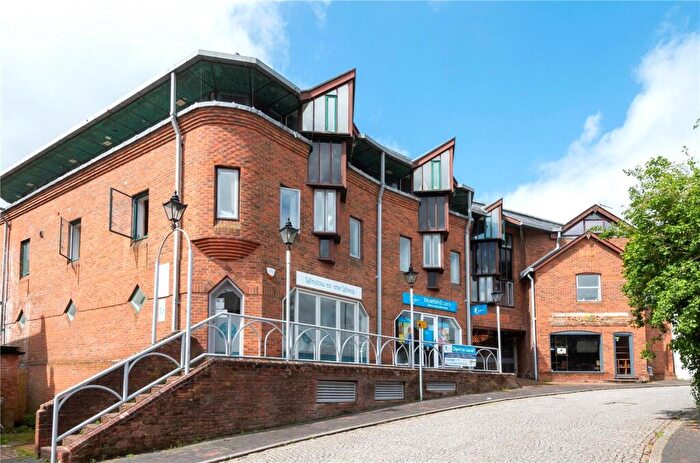 1 Bedroom Flat For Sale In Cross & Pillory House, Cross & Pillory Lane, Alton, Hampshire, GU34