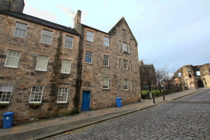 2 Bedroom Flat To Rent In B Broad Street, Stirling, FK8