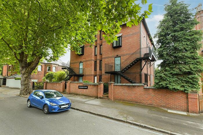 2 Bedroom Flat To Rent In Cavendish Place, Cavendish Crescent South, NG7