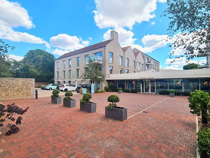 2 Bedroom Retirement Property For Sale In Portsmouth Road, Cobham, Surrey, KT11