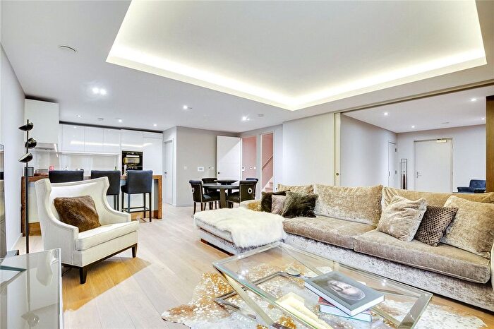 2 Bedroom Flat To Rent In Farm Lane, West Brompton, SW6