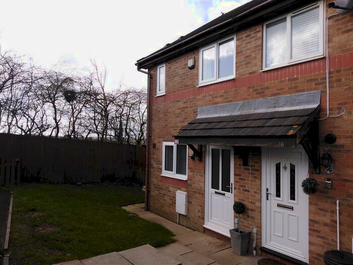 2 Bedroom End Of Terrace House To Rent In Broad Haven Close, Penlan, Swansea, SA5