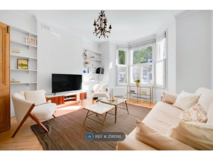 2 Bedroom Flat To Rent In Saltram Cresent, London, W9