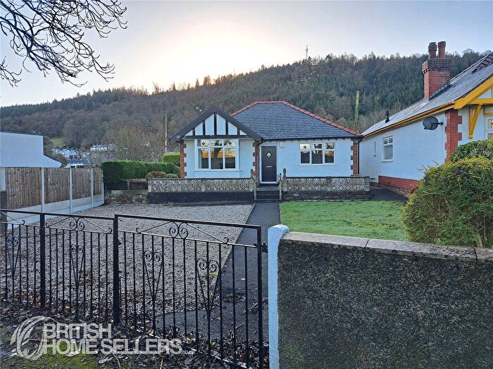 2 Bedroom Bungalow For Sale In Green Lane, Corwen, Denbighshire, LL21