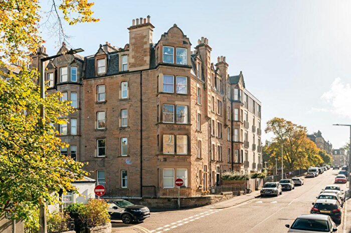3 Bedroom Flat For Sale In / Viewforth, Edinburgh, EH10