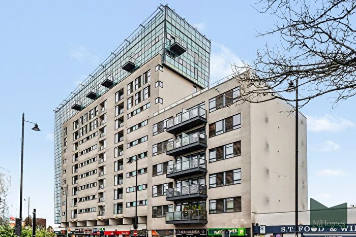 2 Bedroom Flat For Sale In Southbury Road, Enfield, EN1