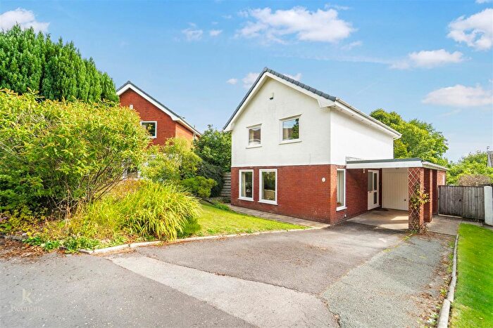 4 Bedroom Detached House For Sale In Scafell Close, Burnley, BB12