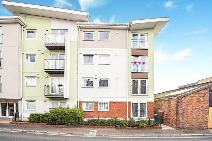 1 Bedroom Flat For Sale In Red Lion Lane, Exeter, Devon, EX1