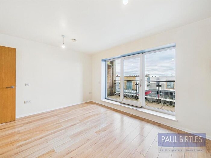 1 Bedroom Flat For Sale In Eden Square, Flixton Road, Urmston, M41
