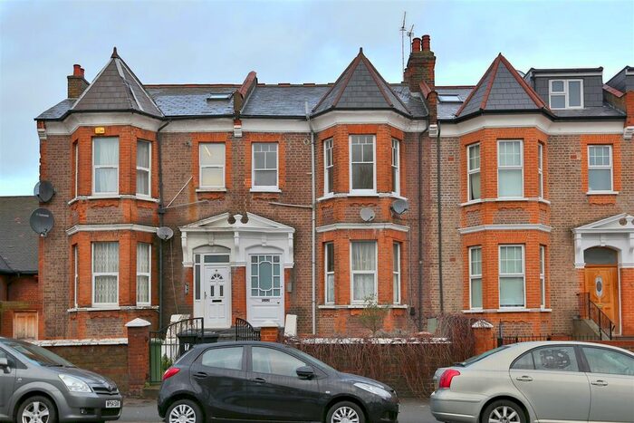 2 Bedroom Flat To Rent In Ravensdale Road, London N16