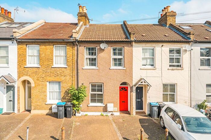 3 Bedroom Property To Rent In Ashbourne Terrace, Wimbledon, SW19
