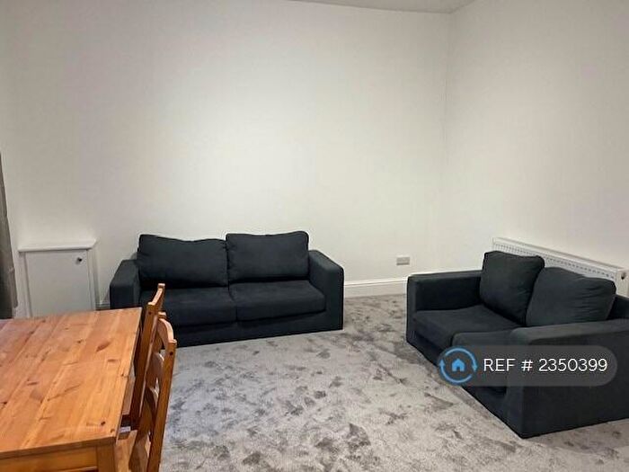 1 Bedroom Flat To Rent In West Didsbury, Manchester, M20