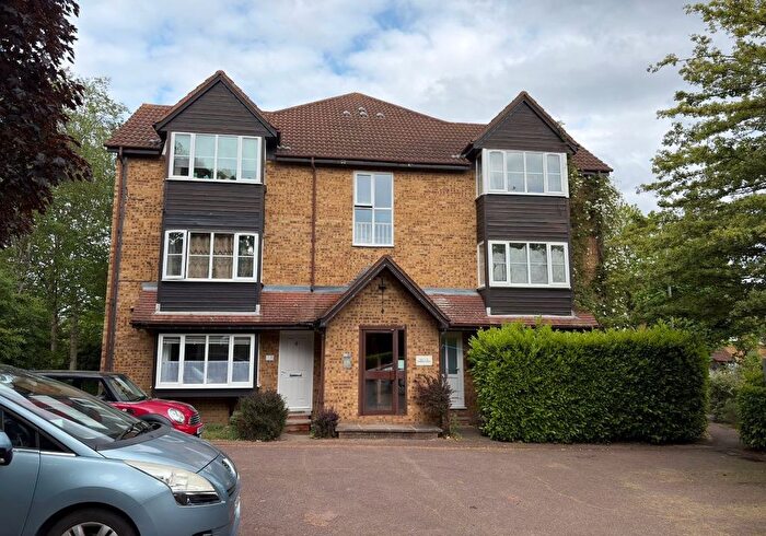 1 Bedroom Flat For Sale In Cambian Green, Snowdon Drive, Colindale, London, NW9
