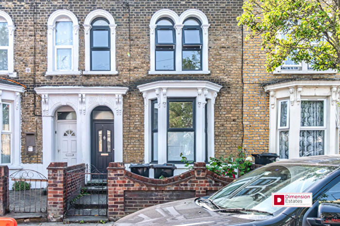 5 Bedroom Terraced House To Rent In Dunlace Road, Lower Clapton, Hackney, E5