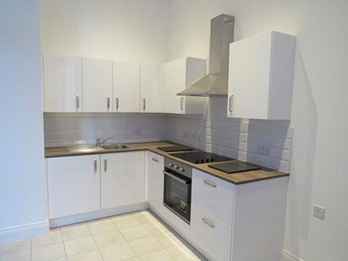 1 Bedroom Flat To Rent In Crocketts Lane, Birmingham, B66