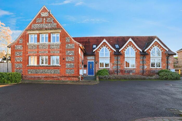 2 Bedroom House For Sale In Old School Mews, Shrewton, Salisbury, SP3