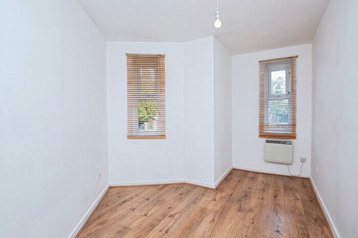 2 Bedroom Flat For Sale In Sherborne Street, Manchester, Greater Manchester, M8