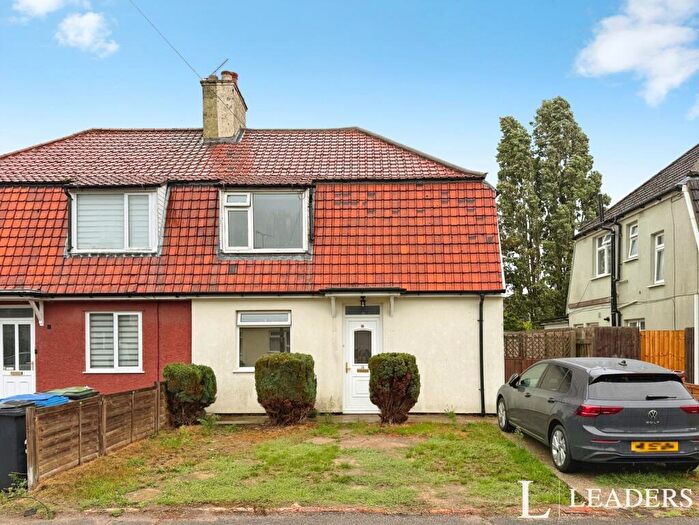 3 Bedroom Semi Detached House To Rent In Fletcher Road, Ipswich, Suffolk, IP3