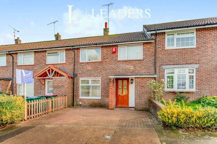 3 Bedroom Terraced House To Rent In Highams Hill, RH11