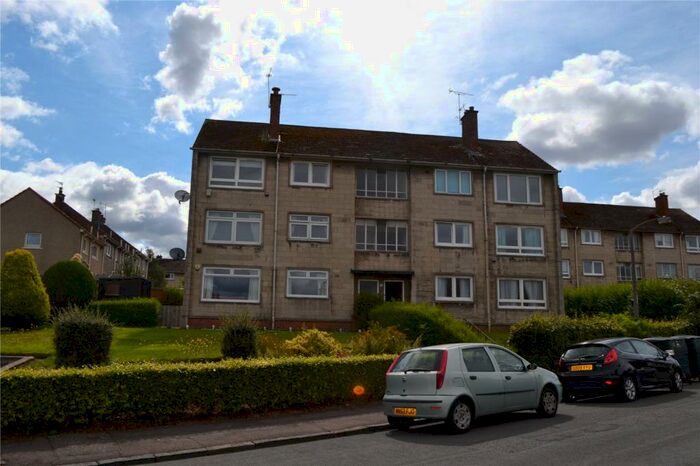 2 Bedroom Flat To Rent In Oxgangs Farm Drive, Oxgangs, Edinburgh, EH13