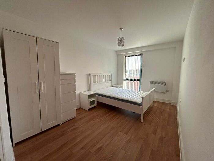 3 Bedroom Apartment To Rent In Vine Street, Liverpool, Merseyside, L7