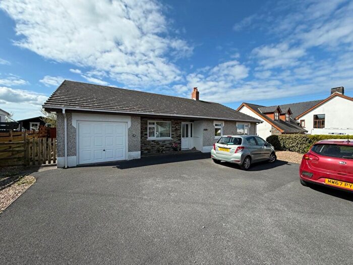 3 Bedroom Bungalow For Sale In Aberporth, Cardigan, SA43