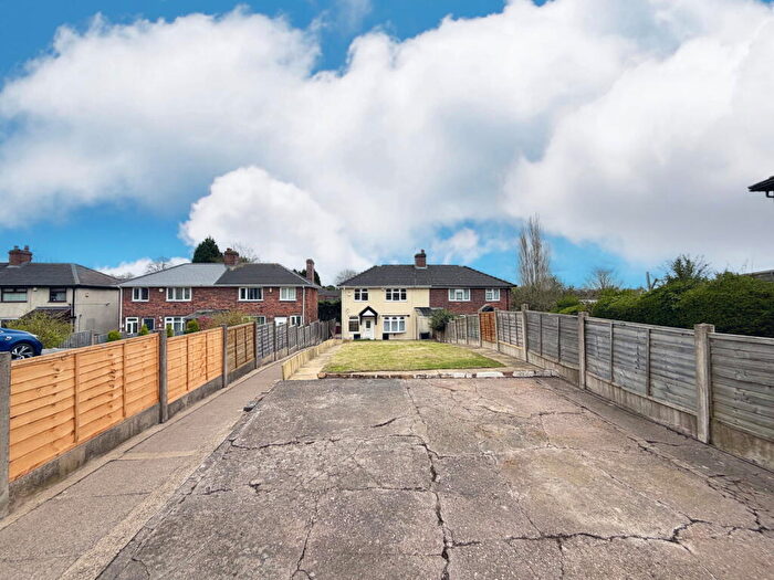 3 Bedroom Semi Detached House For Sale In Corbett Road, Brierley Hill, DY5