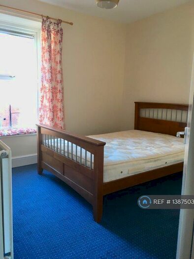 3 Bedroom End Of Terrace House To Rent In Cundy Street, Sheffield, S6