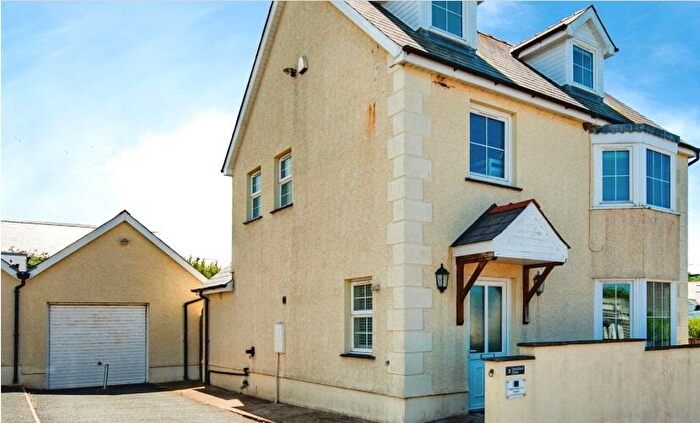 4 Bedroom House To Rent In Aberporth, SA43