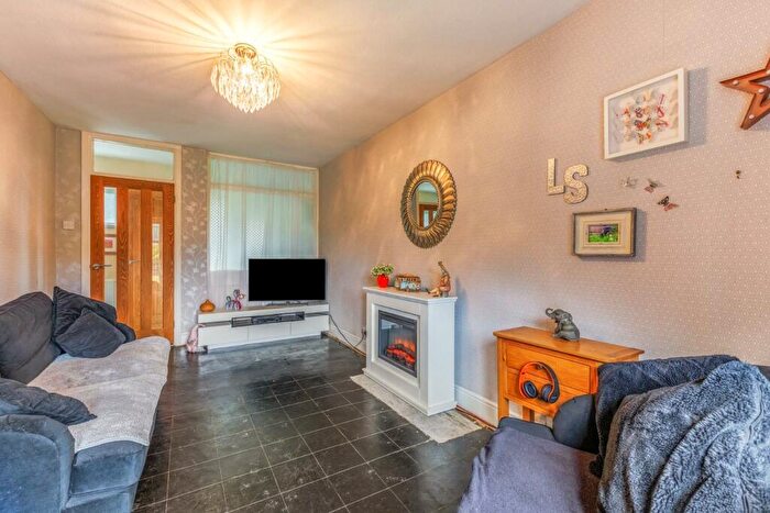3 Bedroom Terraced House For Sale In Keswick Walk, Walsgrave, CV2