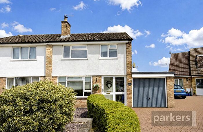 3 Bedroom Semi-Detached House To Rent In Evenlode Drive, Long Hanborough, Witney, OX29