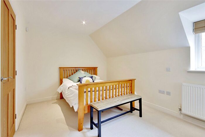 2 Bedroom Semi-Detached House For Sale In Croft Close, Sevenoaks, Kent, TN13