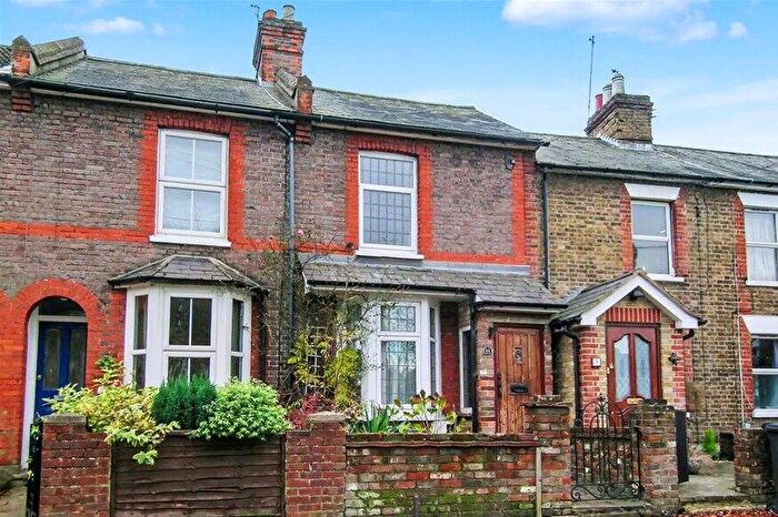 2 Bedroom House To Rent In Weymouth Street, Apsley, Hemel Hempstead, HP3