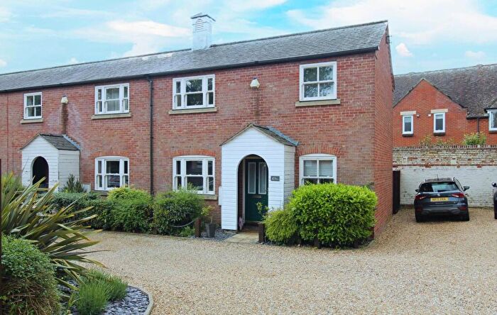 2 Bedroom End Of Terrace House For Sale In George Lane, Buckden, PE19