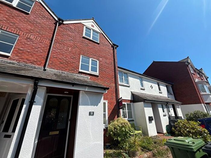 3 Bedroom Town House To Rent In Tappers Close, Topsham, Exeter, EX3