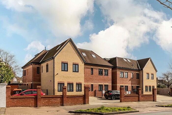 2 Bedroom Flat To Rent In Gunnersbury Avenue, London, W5