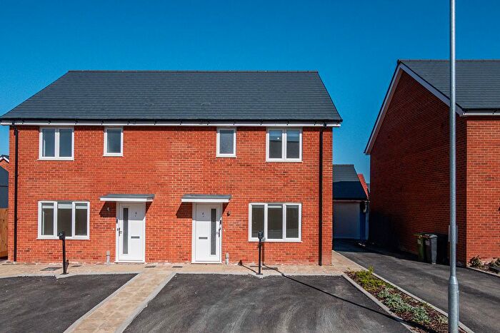 3 Bedroom Semi-Detached House To Rent In Leaf Living At The Gateway, Bexhill, Ga, TN40