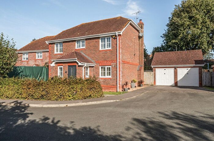 4 Bedroom Detached House For Sale In Covert Mead, Ashington, RH20