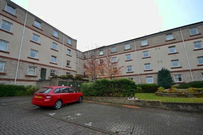 2 Bedroom Flat To Rent In Sinclair Close, Shandon, Edinburgh, EH11