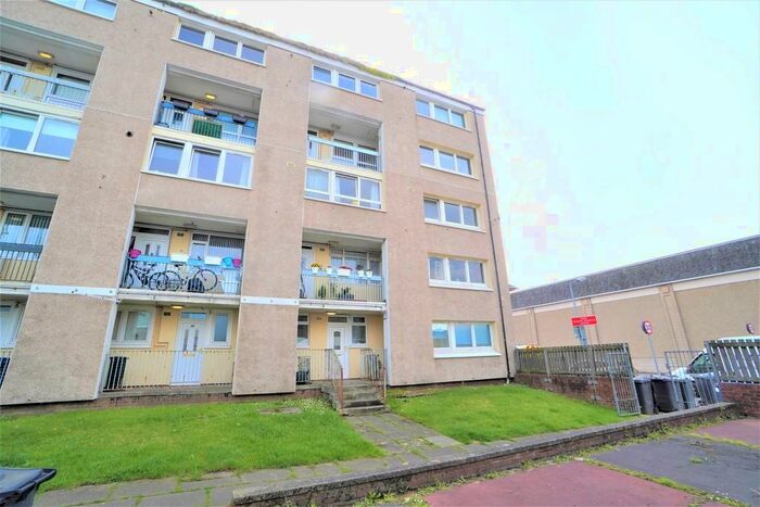 1 Bedroom Ground Flat To Rent In Oxford Street, Kirkintilloch, G66