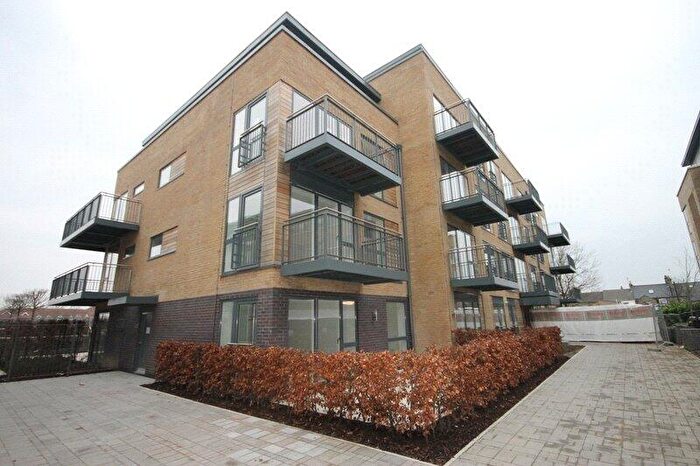 1 Bedroom Apartment To Rent In Keynes House, Kingsley Walk, Cambridge, CB5