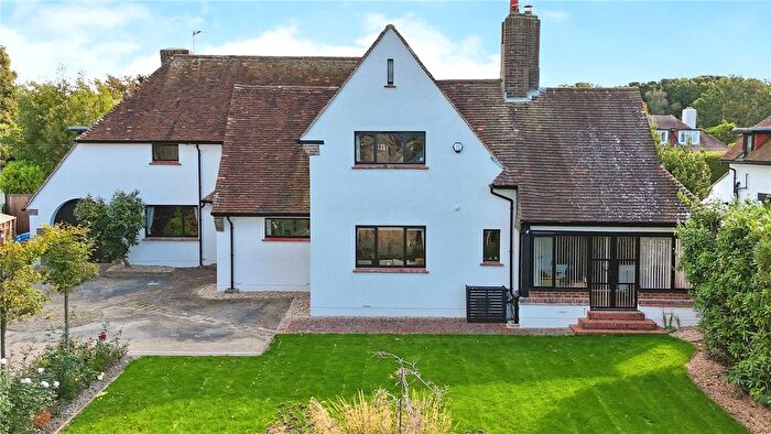 5 Bedroom Detached House For Sale In Kewhurst Avenue, Bexhill-On-Sea, East Sussex, TN39