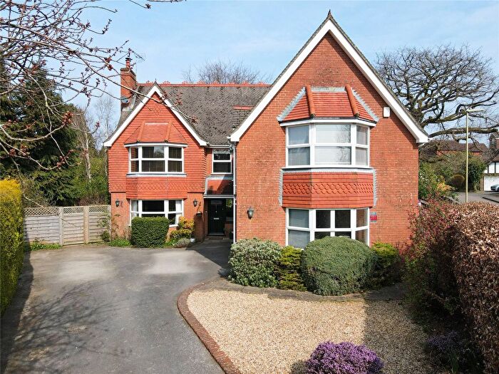 6 Bedroom Detached House For Sale In Grayshott, Hindhead, Hampshire, GU26