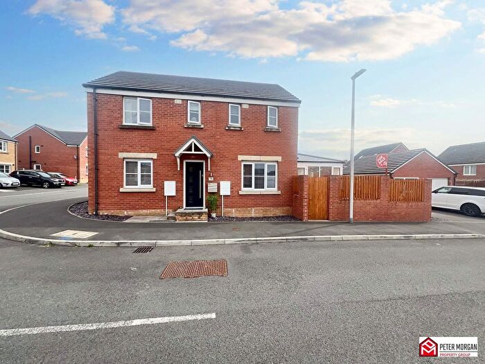 3 Bedroom Detached House For Sale In Maes Y Glo, Llanelli, Carmarthenshire, SA14
