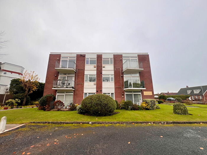 2 Bedroom Flat To Rent In Cambridge Road, Southport, PR9