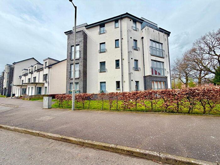2 Bedroom Flat For Sale In Crookston Court, Larbert, FK5