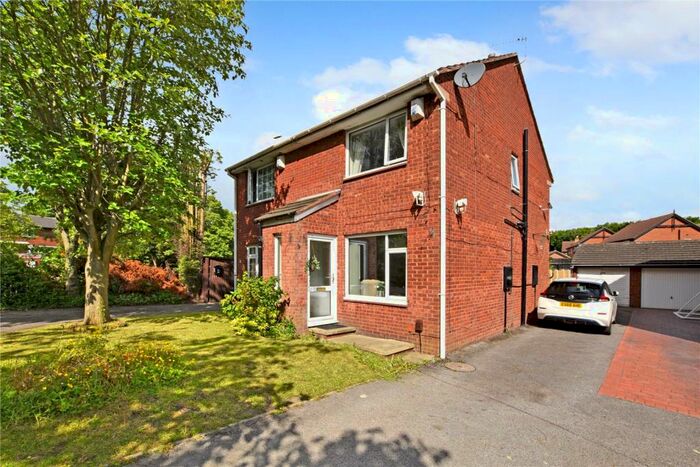 2 Bedroom Semi-Detached House To Rent In Melton Close, Leeds, West Yorkshire, LS10