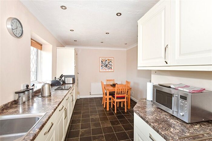 3 Bedroom Semi-Detached House For Sale In Barn House Lane, Pulborough, West Sussex, RH20